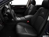  Front seats from Drivers Side photo